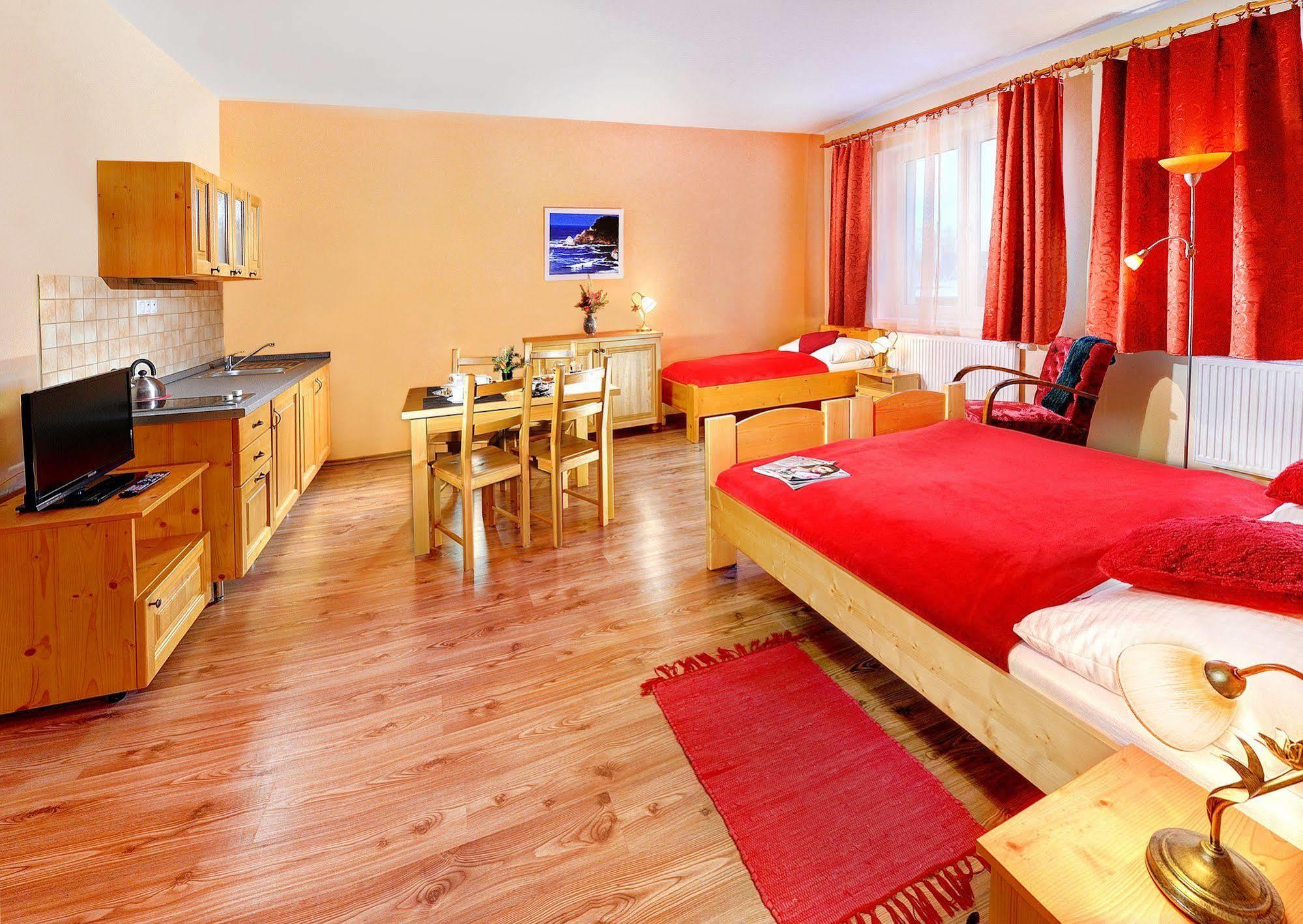 Apartmany Renomal Татранска Ломница Экстерьер фото